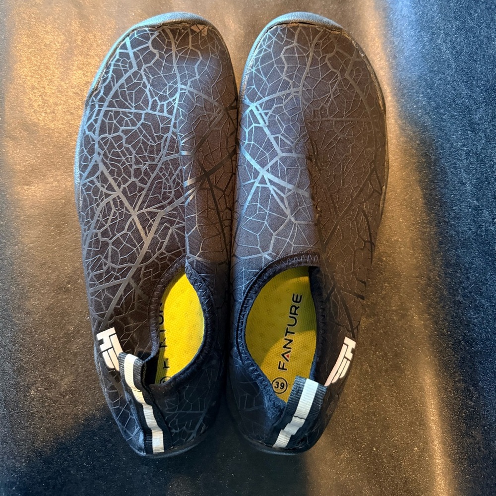 Fanture Women's Water Shoes - Black and Gray
